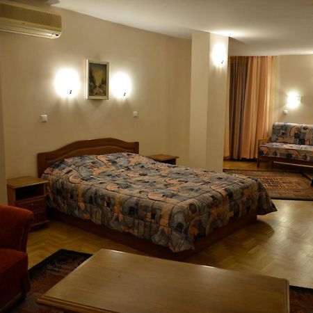Hotel Drama Burgas City Exterior foto