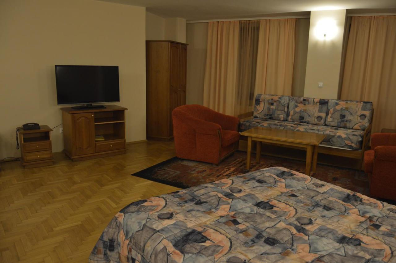 Hotel Drama Burgas City Exterior foto
